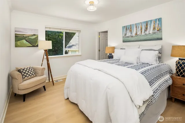 $1,650,000 | 16255 Southeast 66th Street, Bellevue, WA 98006