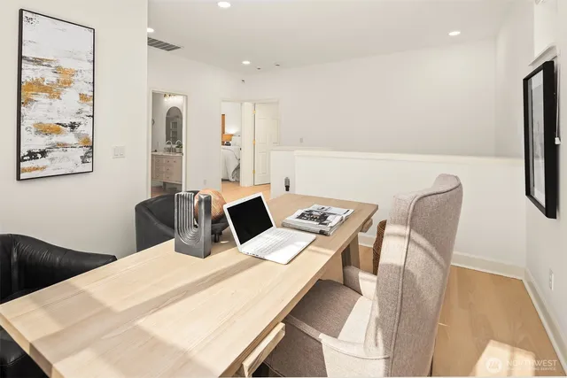 $1,650,000 | 16255 Southeast 66th Street, Bellevue, WA 98006