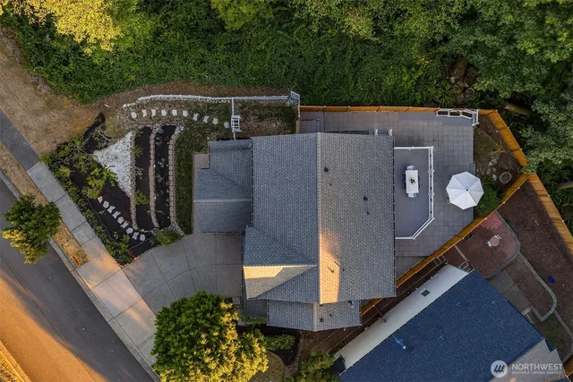 $1,650,000 | 16255 Southeast 66th Street, Bellevue, WA 98006