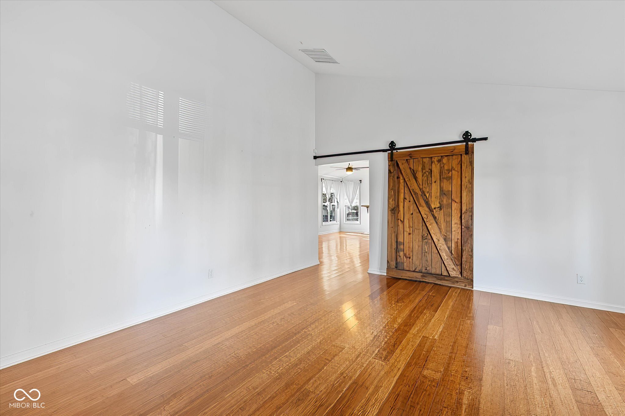 7763 Kenetta Court Fishers, IN 46038 - Photo 7 of 35