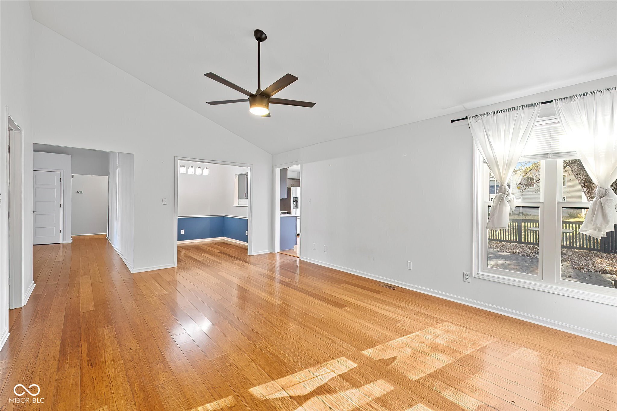 7763 Kenetta Court Fishers, IN 46038 - Photo 9 of 35