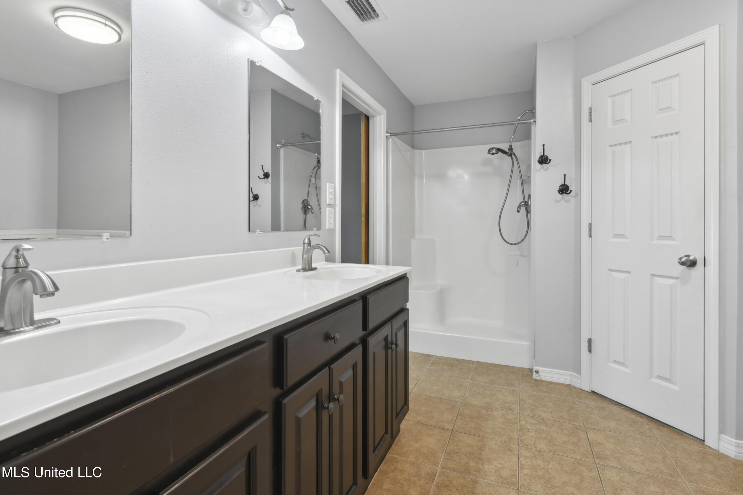 20711 Old Biloxi Road Ocean Springs, MS 39565 - Photo 14 of 22 018