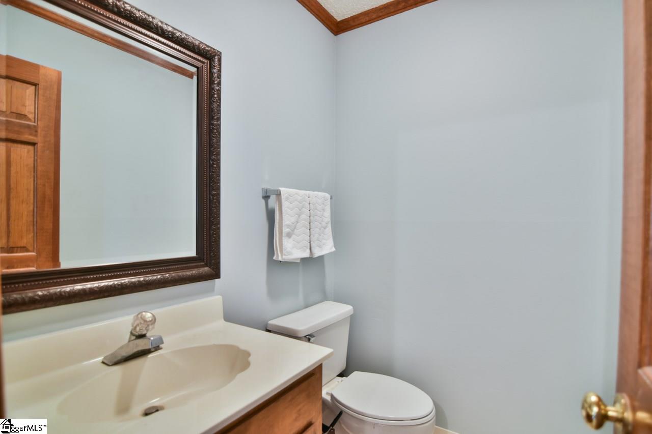 308 Quail Run Circle Fountain Inn, SC 29644 - Photo 13 of 33 Gallery Image 13