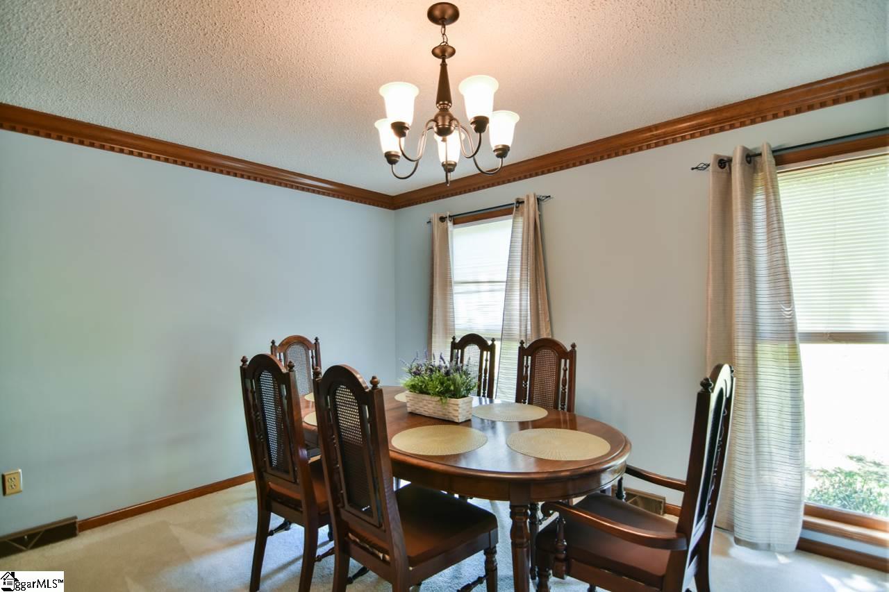 308 Quail Run Circle Fountain Inn, SC 29644 - Photo 5 of 33 Gallery Image 5