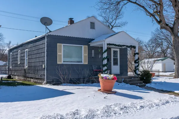 $189,000 | 1804 East Calvert Street, South Bend, IN 46613