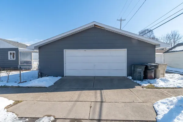 $189,000 | 1804 East Calvert Street, South Bend, IN 46613
