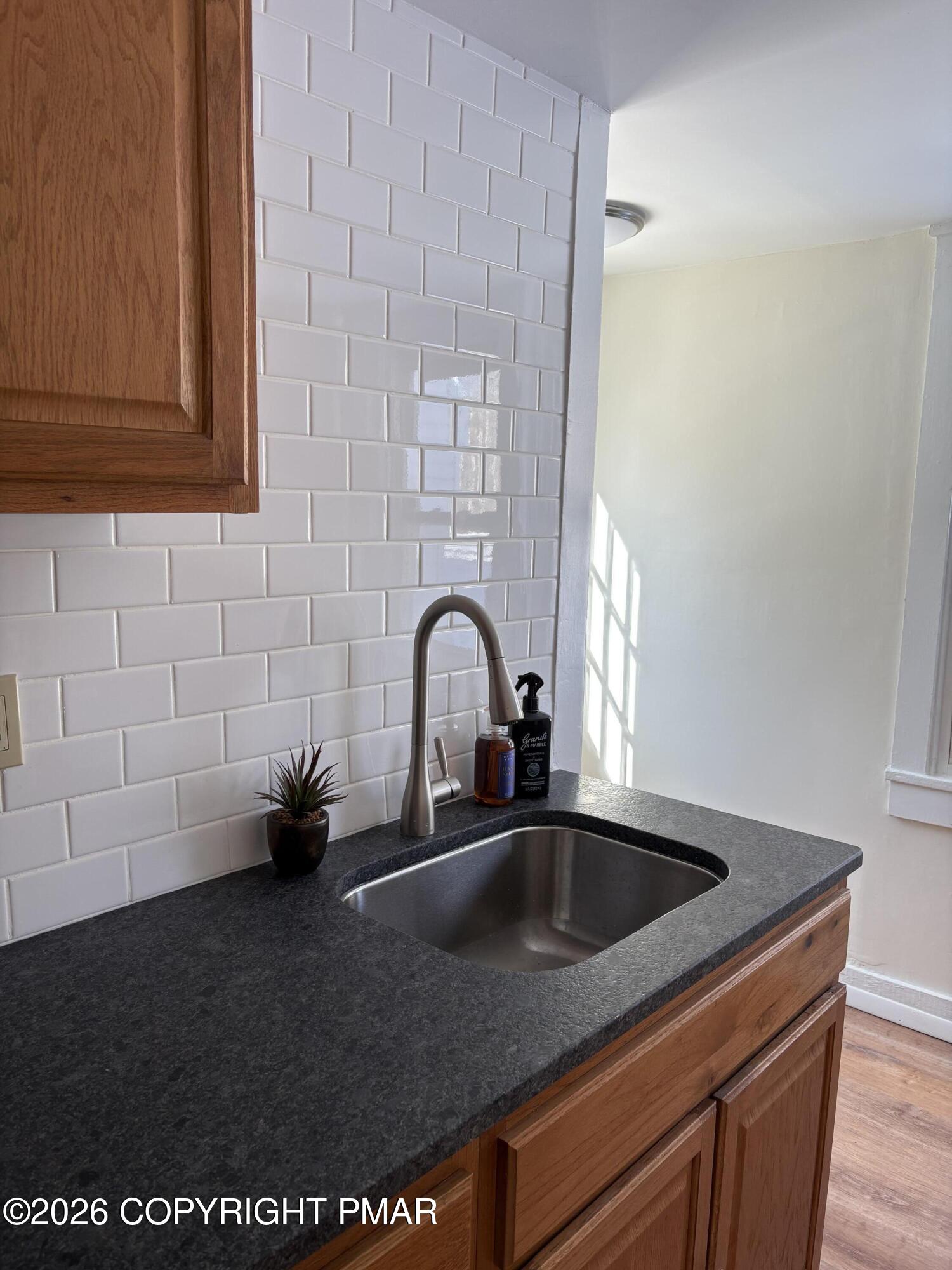 838 Hallet Road East Stroudsburg, PA 18301 - Photo 13 of 30 IMG_4628