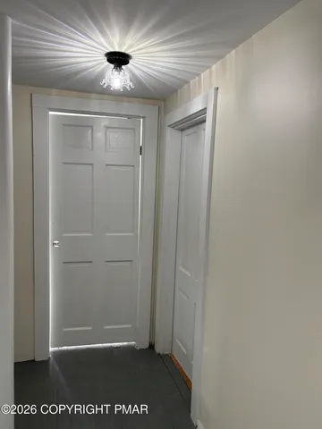 $2,400 | 838 Hallet Road, East Stroudsburg, PA 18301