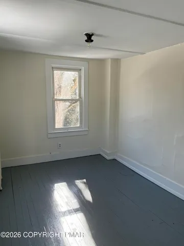 $2,400 | 838 Hallet Road, East Stroudsburg, PA 18301