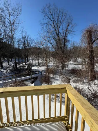 $2,400 | 838 Hallet Road, East Stroudsburg, PA 18301