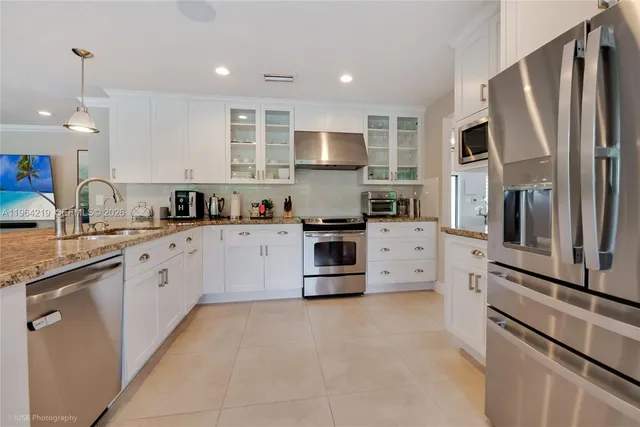 $1,200,600 | 11983 Southwest 99th Street, Miami, FL 33186