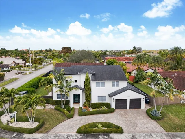 $1,200,600 | 11983 Southwest 99th Street, Miami, FL 33186