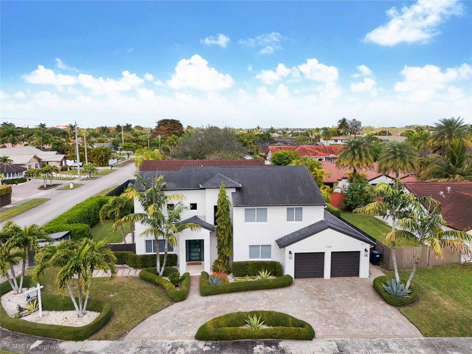 11983 Southwest 99th Street Miami, FL 33186 - Photo 31 of 39