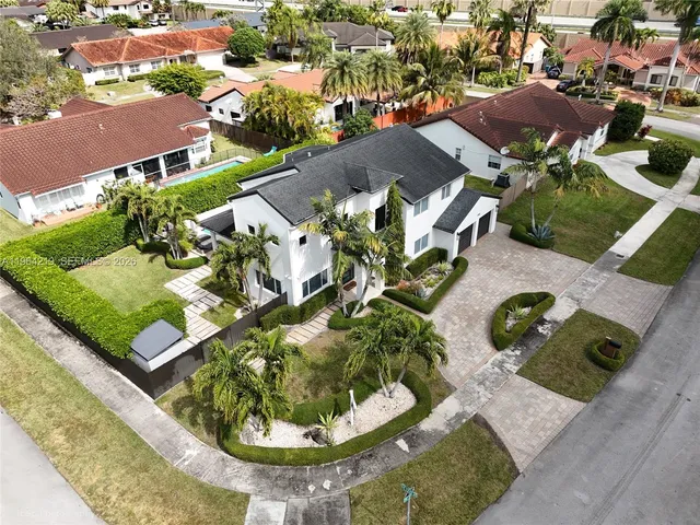 $1,200,600 | 11983 Southwest 99th Street, Miami, FL 33186