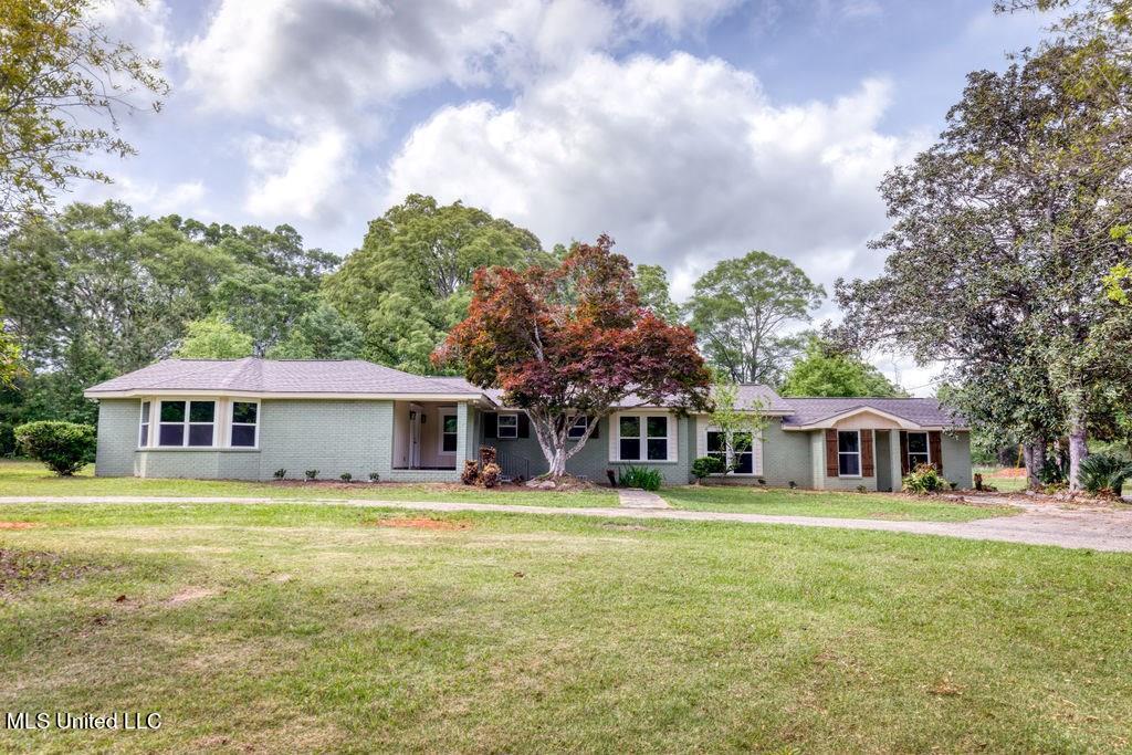10123 Possum Fork Road Picayune, MS 39466 - Photo 3 of 35 pf 2