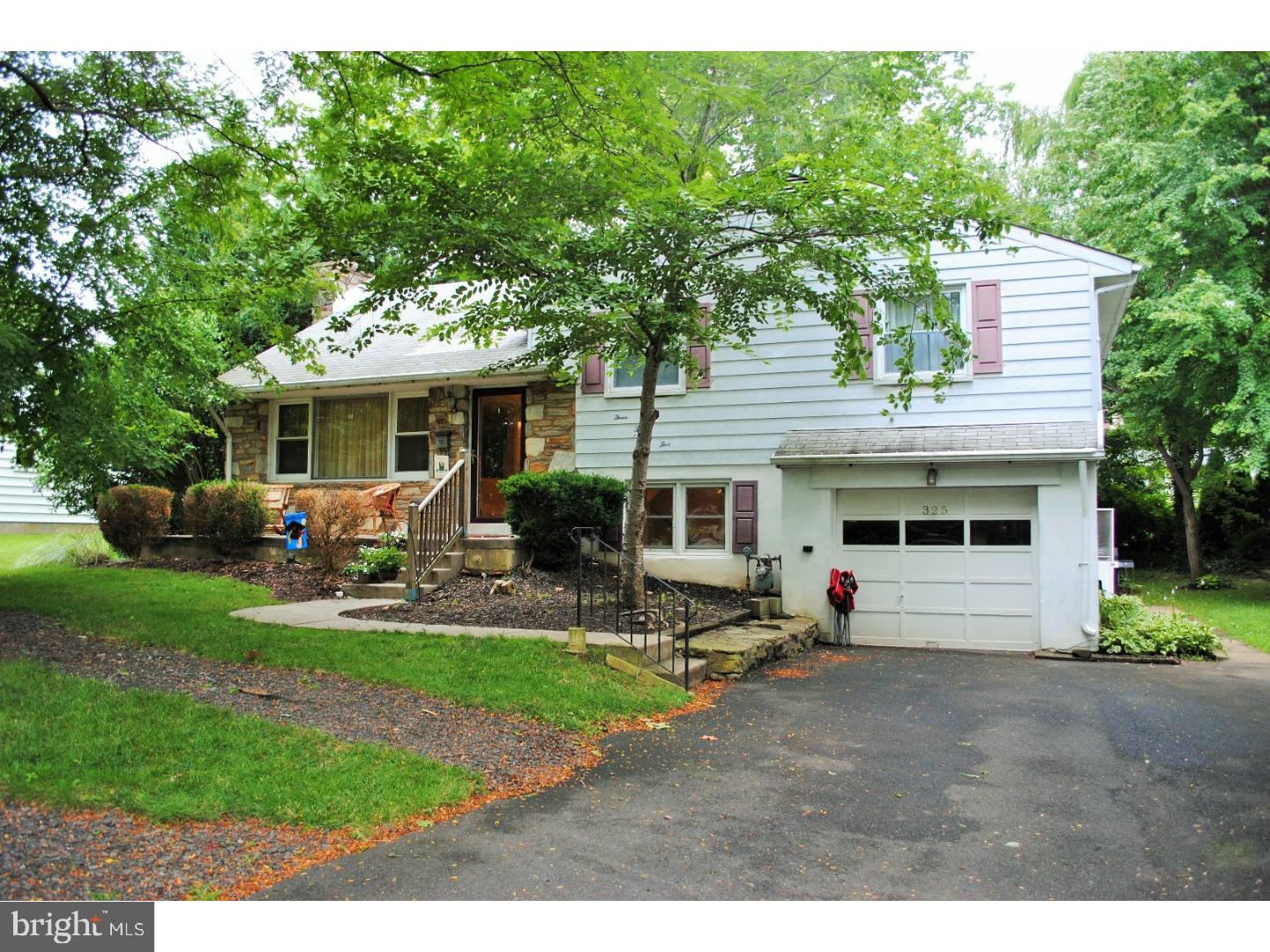 325 Garden Road Oreland, PA 19075 - Photo 1 of 2 Exterior Front