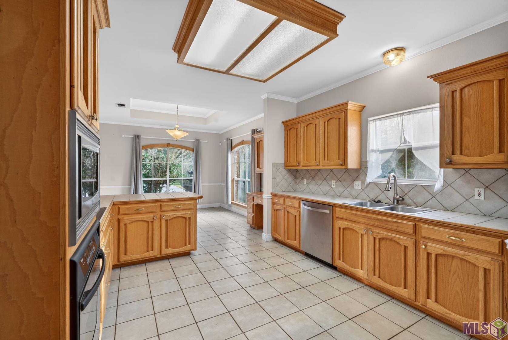 8589 R Dawes Drive Denham Springs, LA 70706 - Photo 11 of 32