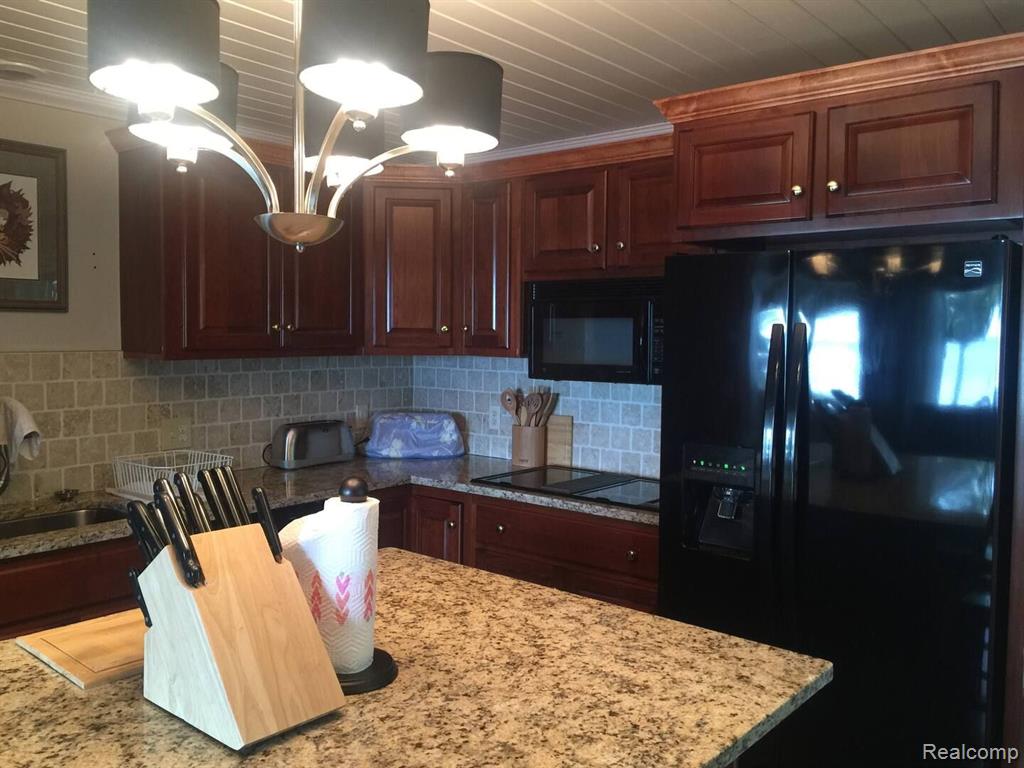 2943 Quarry Road Port Austin, MI 48467 - Photo 9 of 20