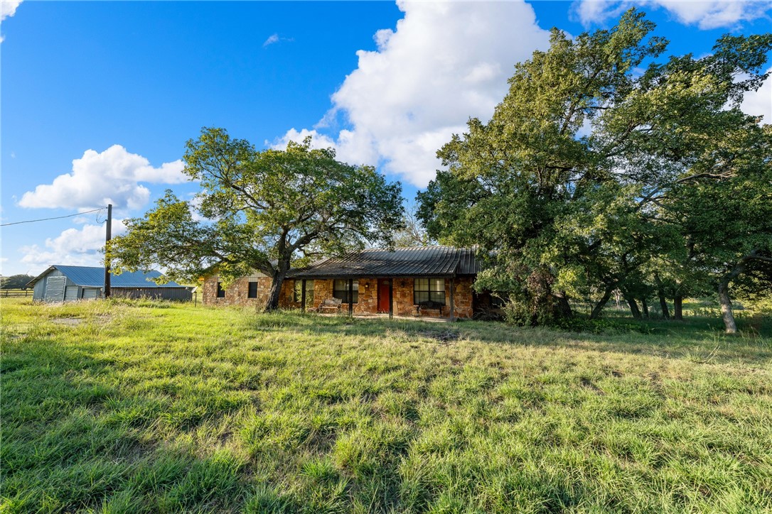 871 Fm 575 Comanche, TX 76442 - Photo 38 of 70