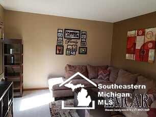 7357 Forest Valley Road Lambertville, MI 48144 - Photo 10 of 15 21429863-9.JPG