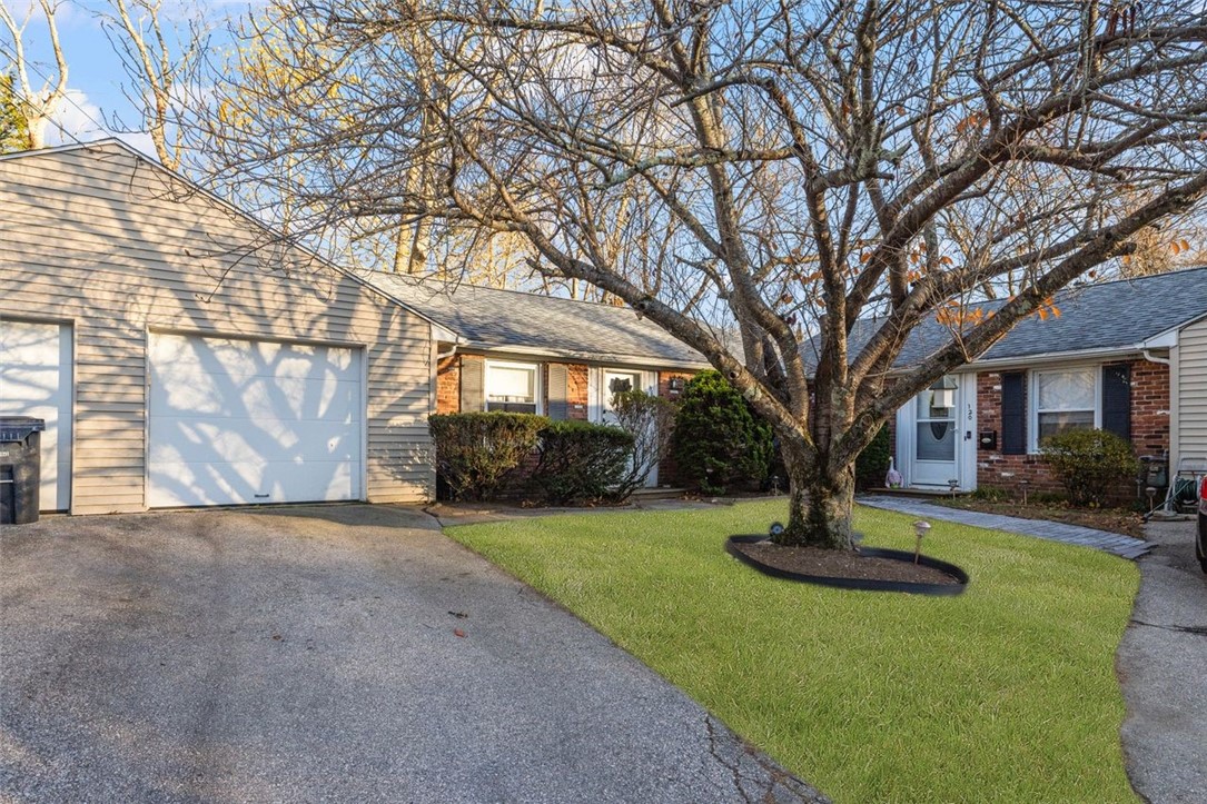107 Keystone Drive, Unit 116 Warwick, RI 02889 - Photo 24 of 26