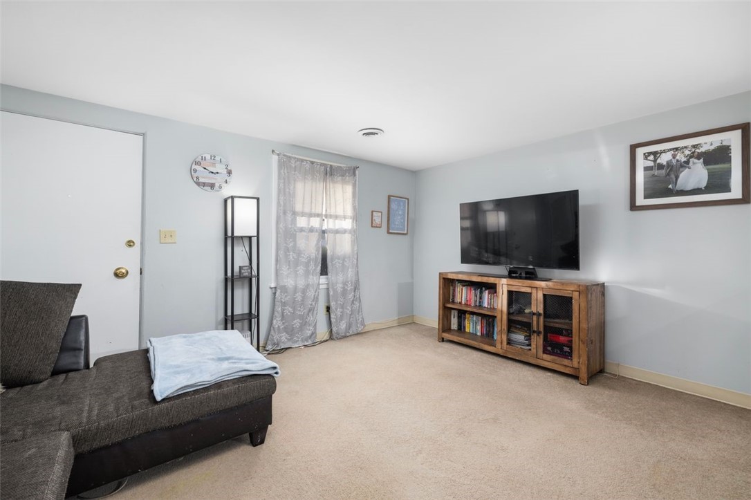 107 Keystone Drive, Unit 116 Warwick, RI 02889 - Photo 3 of 26