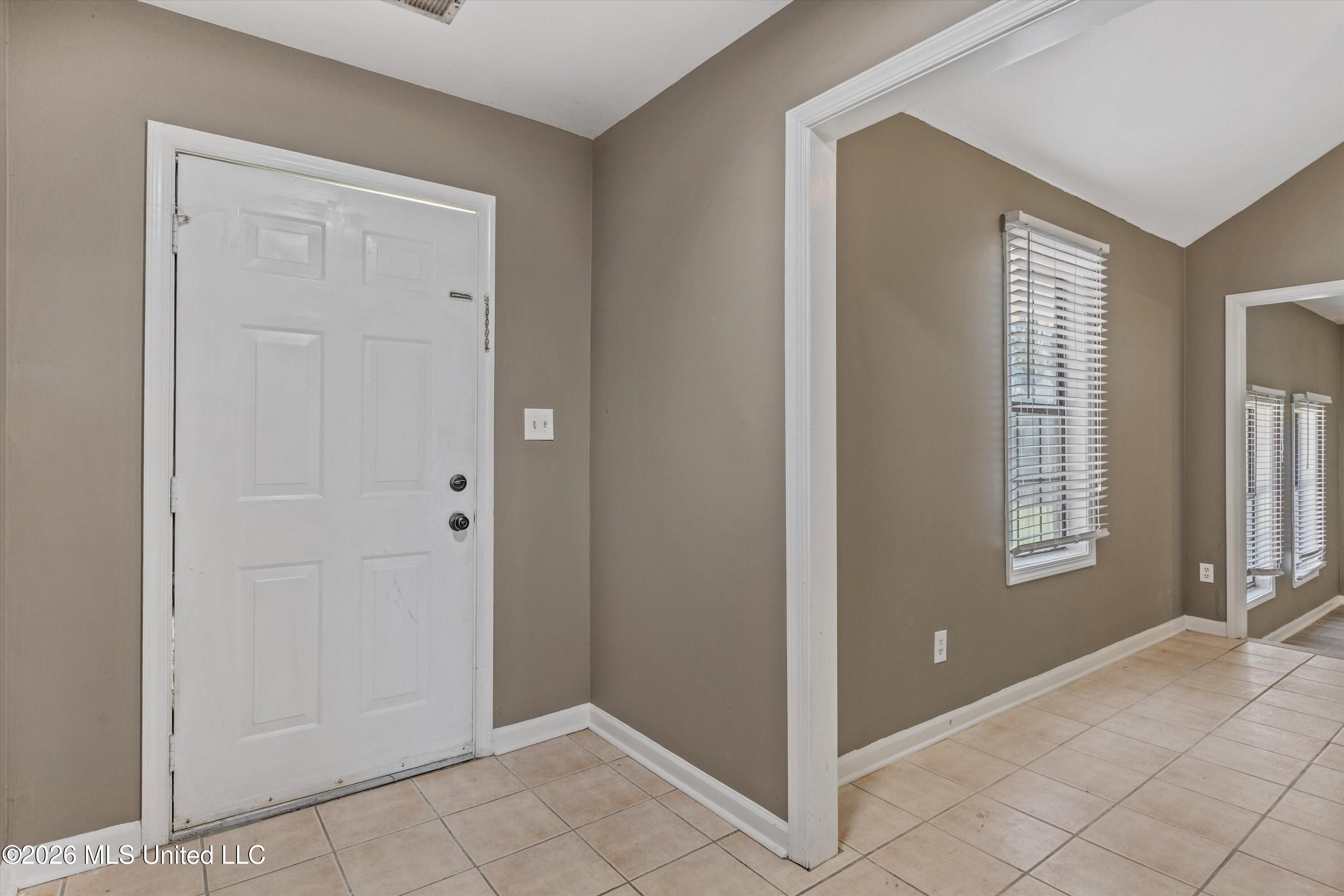 162 Forest Hill Road Byhalia, MS 38611 - Photo 6 of 28 06-162 Forest Hill Rd - 006