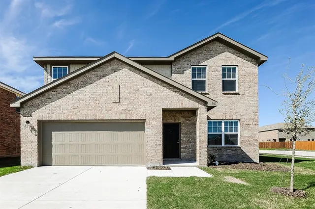 $2,400 | 501 Canoe Way, Crowley, TX 76036