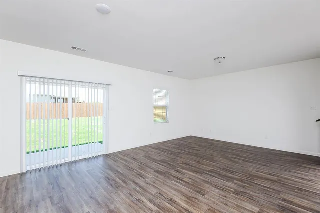 $2,400 | 501 Canoe Way, Crowley, TX 76036