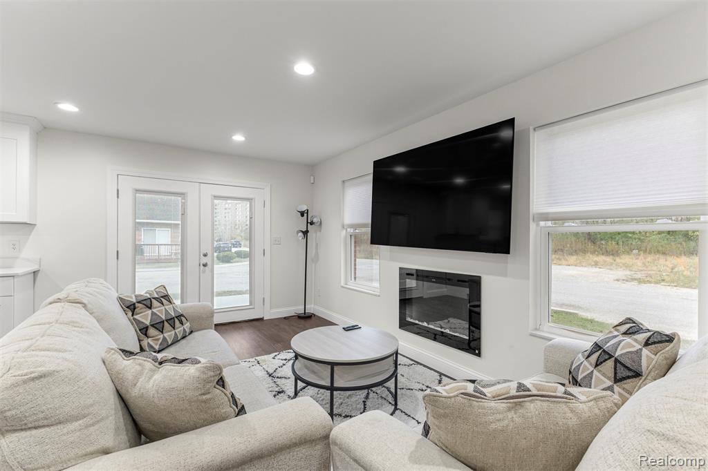 28202 Fortson Lane Inkster, MI 48141 - Photo 7 of 28