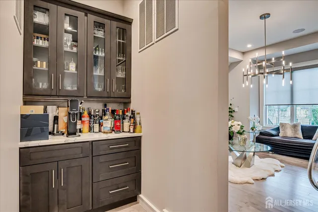 $9,000 | 3979 Park Avenue, Edison, NJ 08820