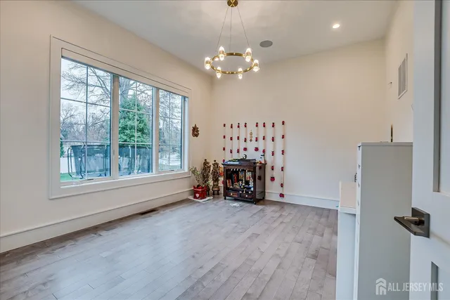 $9,000 | 3979 Park Avenue, Edison, NJ 08820