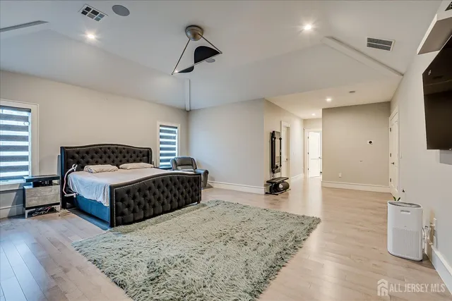 $9,000 | 3979 Park Avenue, Edison, NJ 08820