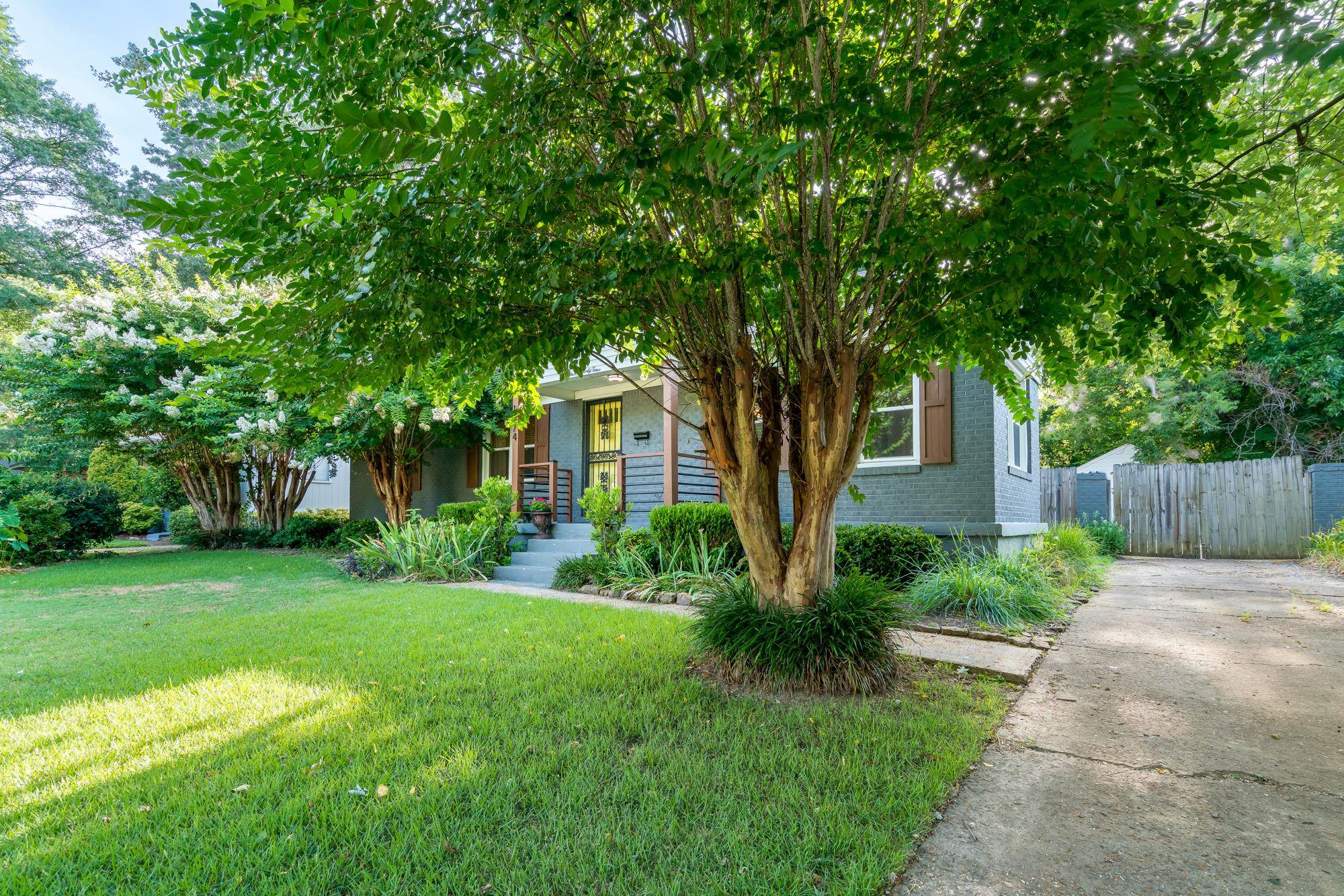 1274 Marcia Road Memphis, TN 38117 - Photo 4 of 25