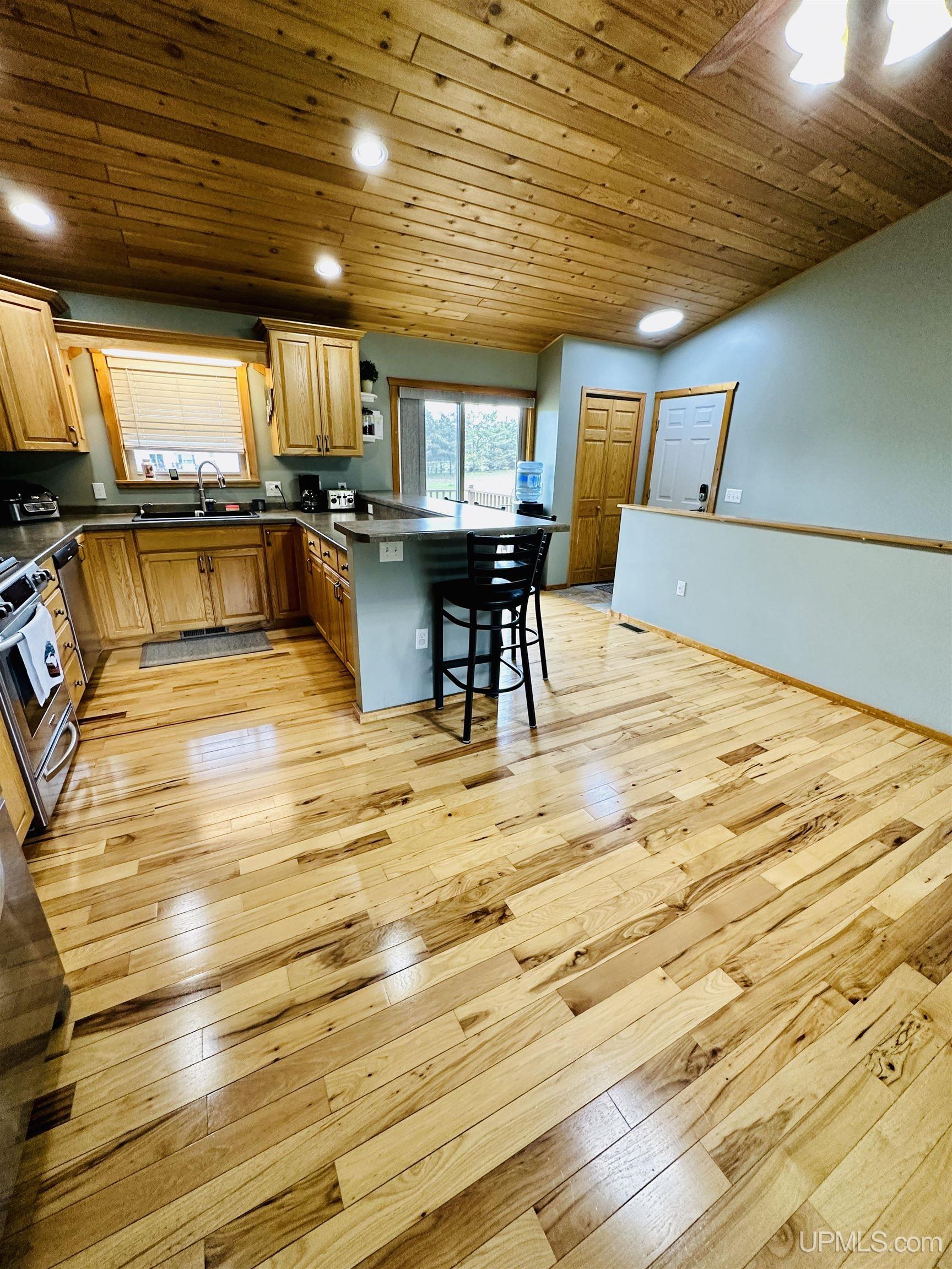 8 River Run Road Negaunee, MI 49866 - Photo 5 of 39