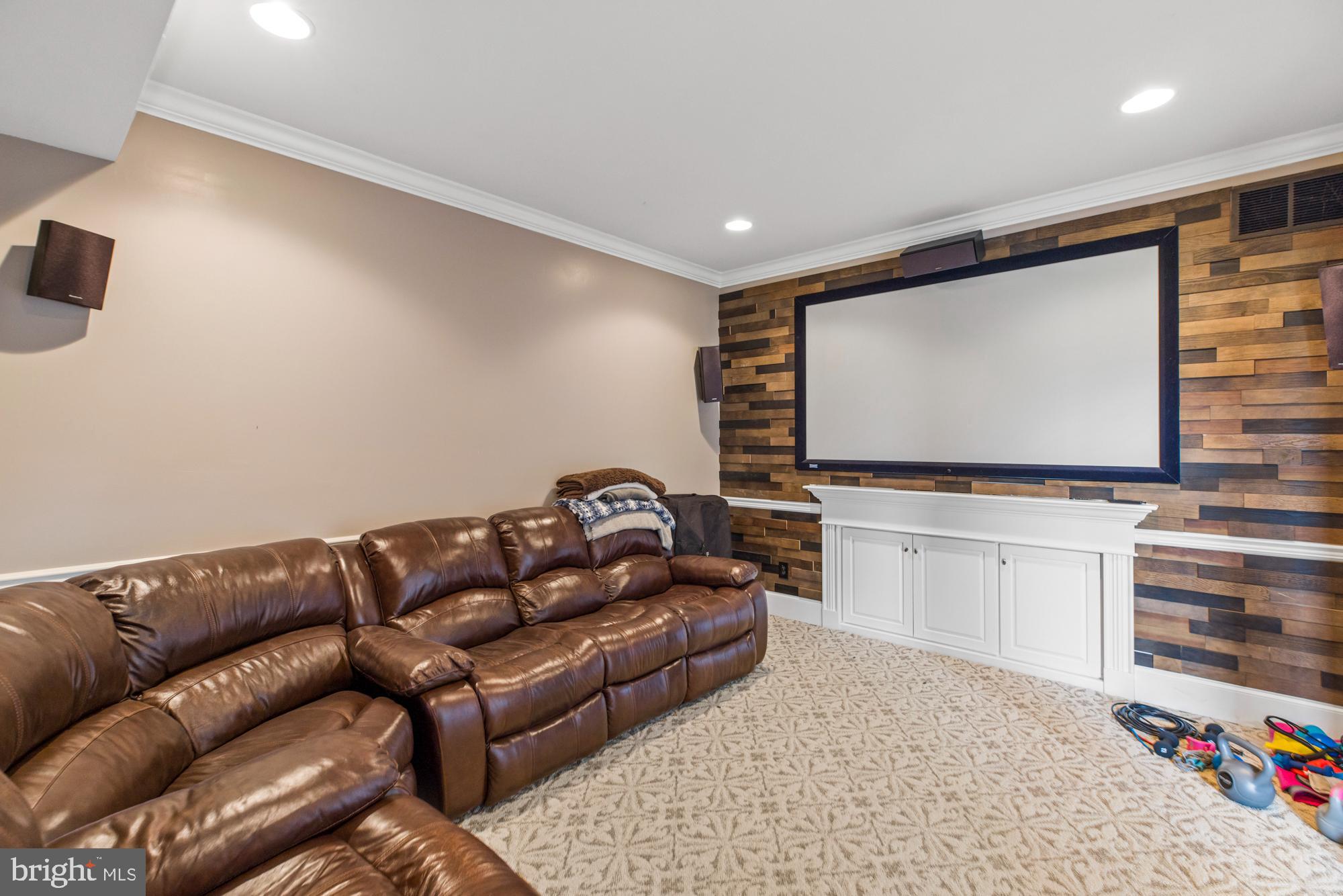 220 Oak Road Hammonton, NJ 08037 - Photo 17 of 60