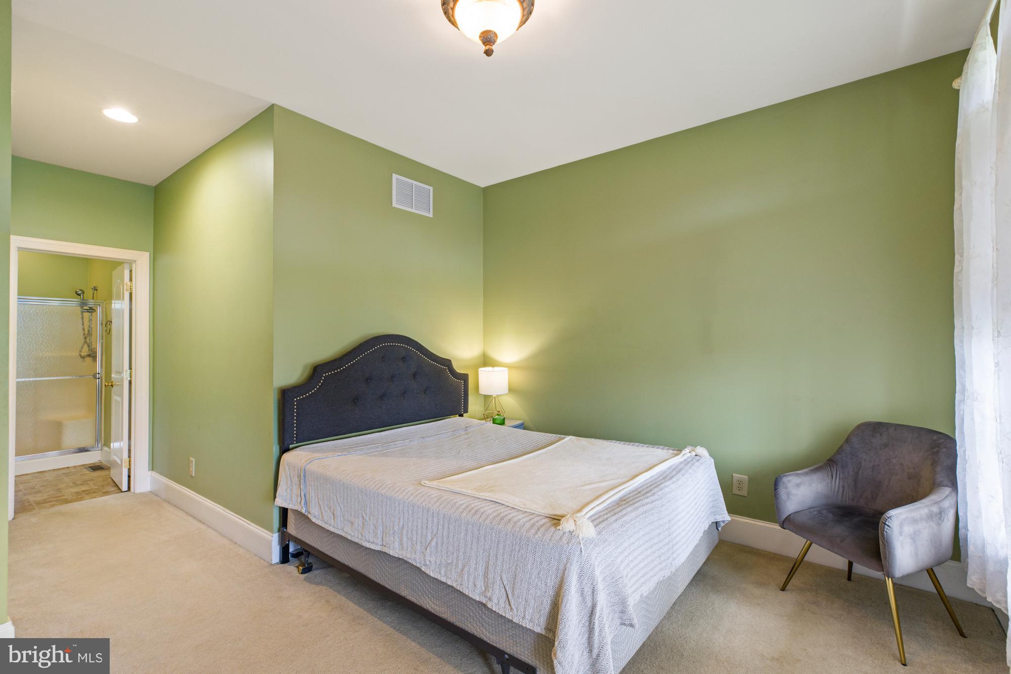 220 Oak Road Hammonton, NJ 08037 - Photo 36 of 60