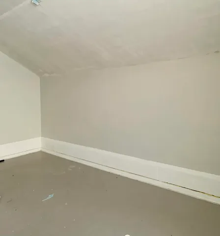 $185,000 | 328 4th Street, Manistee, MI 49660