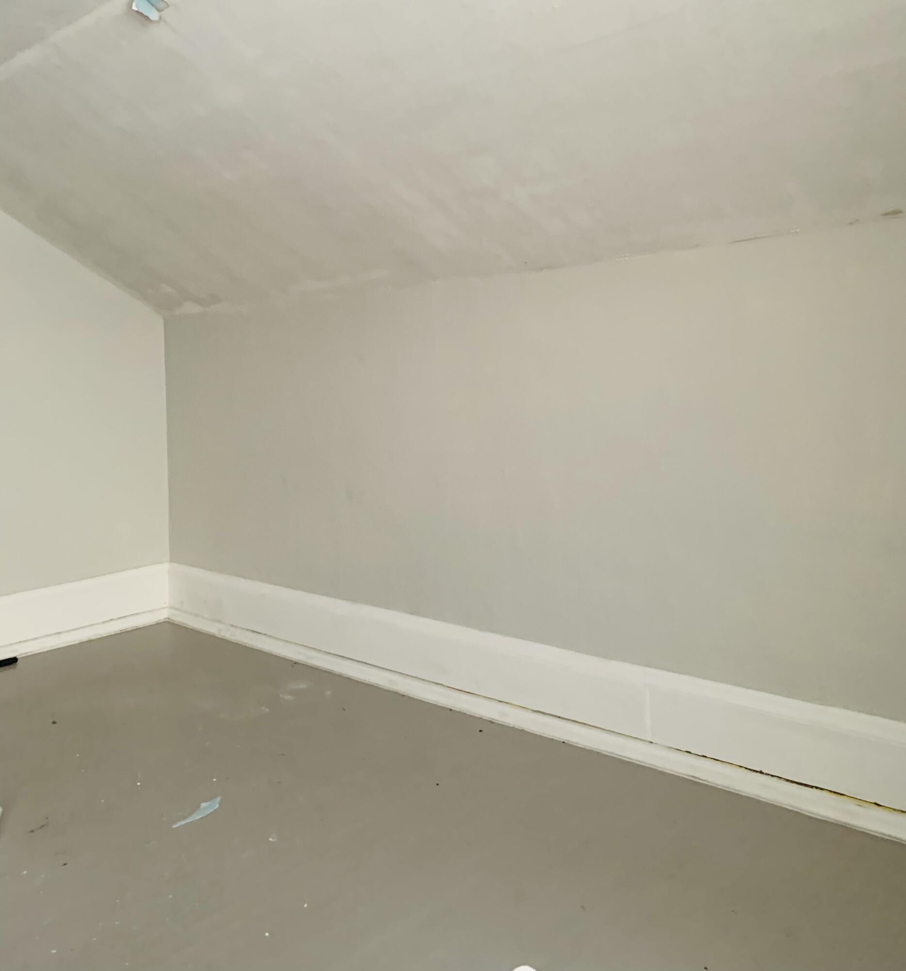 328 4th Street Manistee, MI 49660 - Photo 5 of 14 IMG_5247 (1)