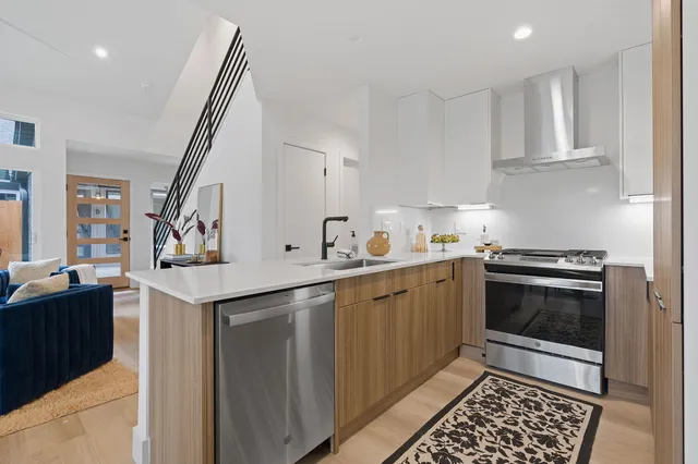 $499,900 | 1905 Albury Cove, Unit D, Austin, TX 78758