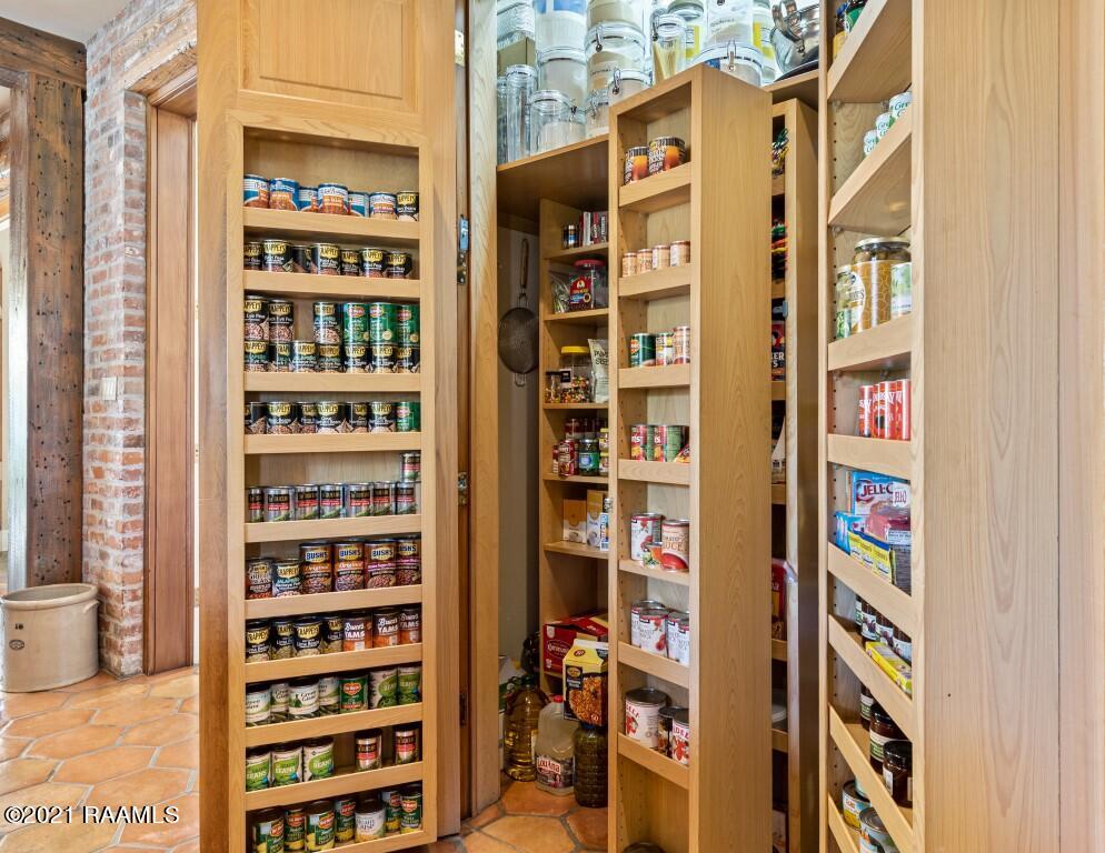 155 Shannon Road Lafayette, LA 70503 - Photo 17 of 50 155 Shannon-19