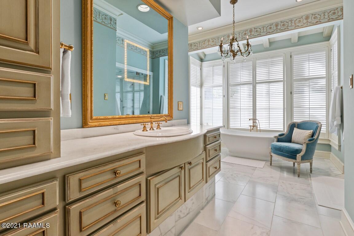 155 Shannon Road Lafayette, LA 70503 - Photo 29 of 50 155 Shannon-29