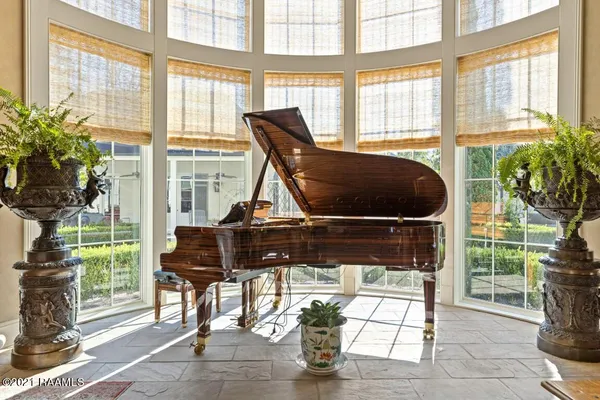 $3,895,000 | 155 Shannon Road, Lafayette, LA 70503