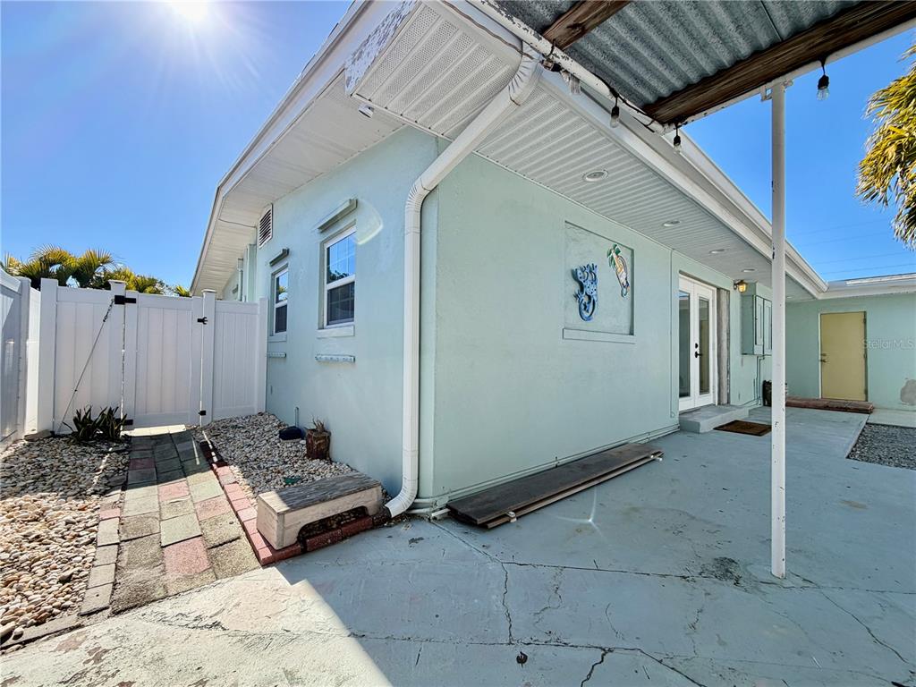 13299 3rd Street East, Unit S Madeira Beach, FL 33708 - Photo 17 of 20