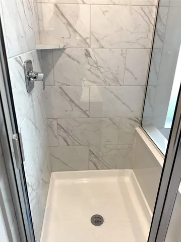 $375,000 | 11710 Canby Oak Drive, Houston, TX 77066