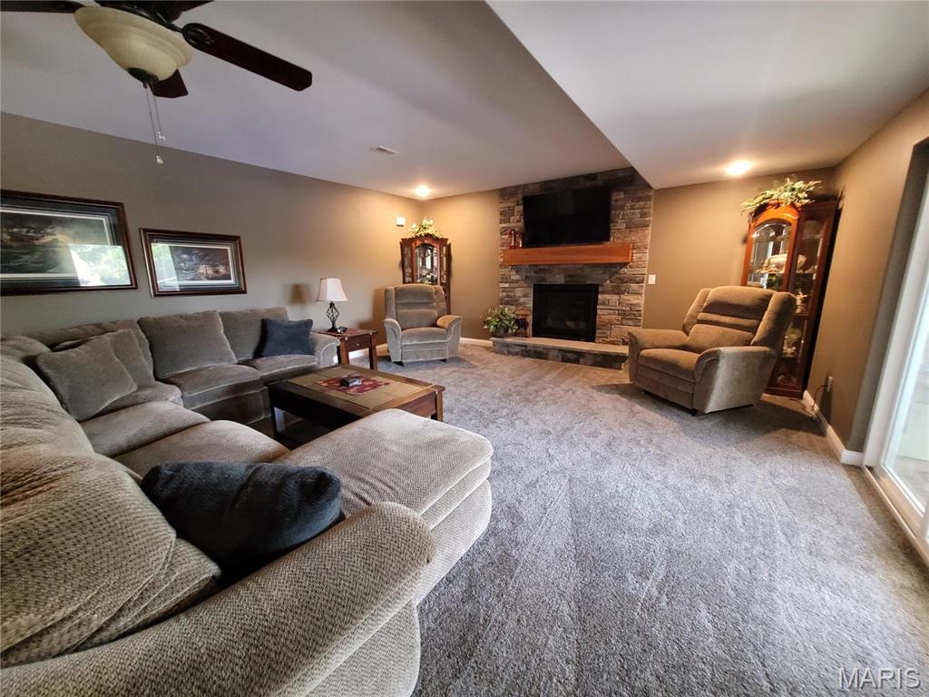 10359 Bounds Road Shipman, IL 62685 - Photo 31 of 56