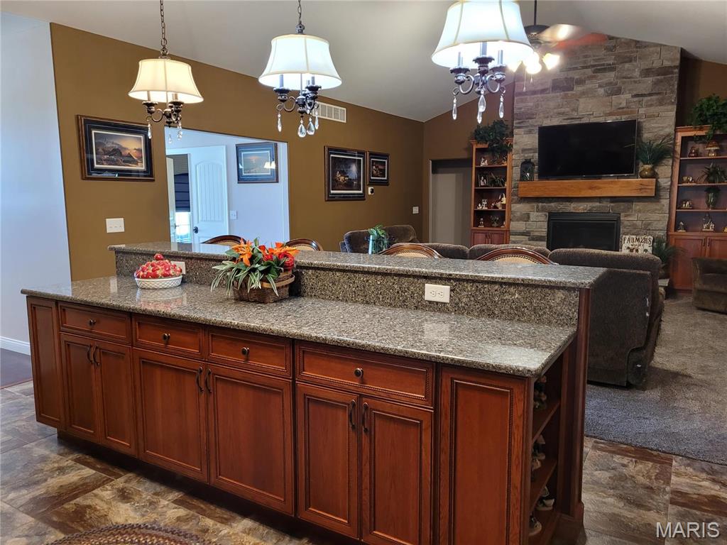 10359 Bounds Road Shipman, IL 62685 - Photo 9 of 56