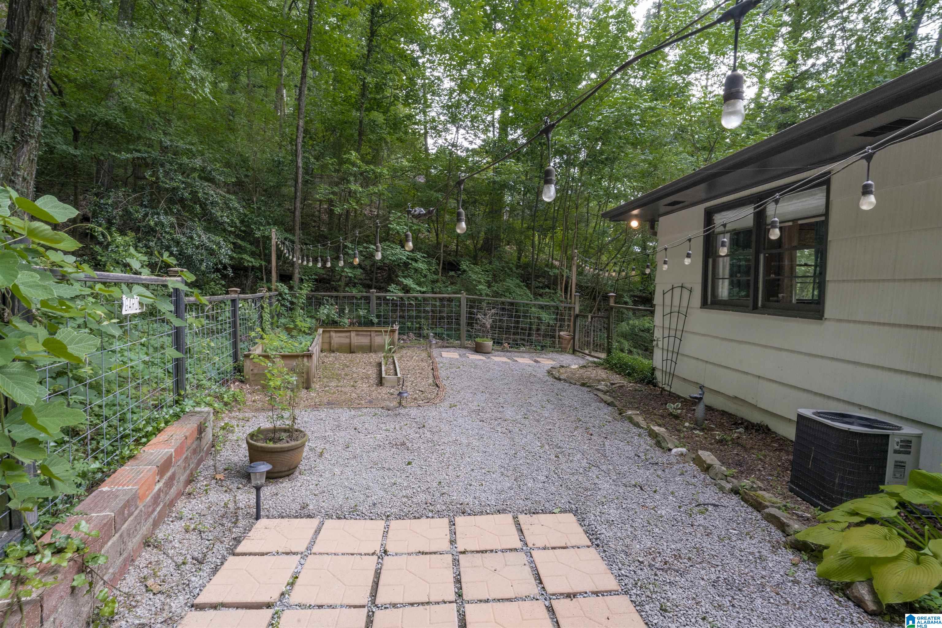 1519 Berry Road Birmingham, AL 35226 - Photo 11 of 45