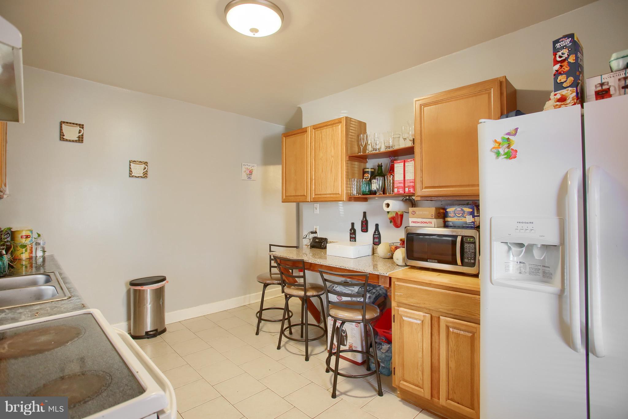 1633 Locust Street Reading, PA 19604 - Photo 13 of 23