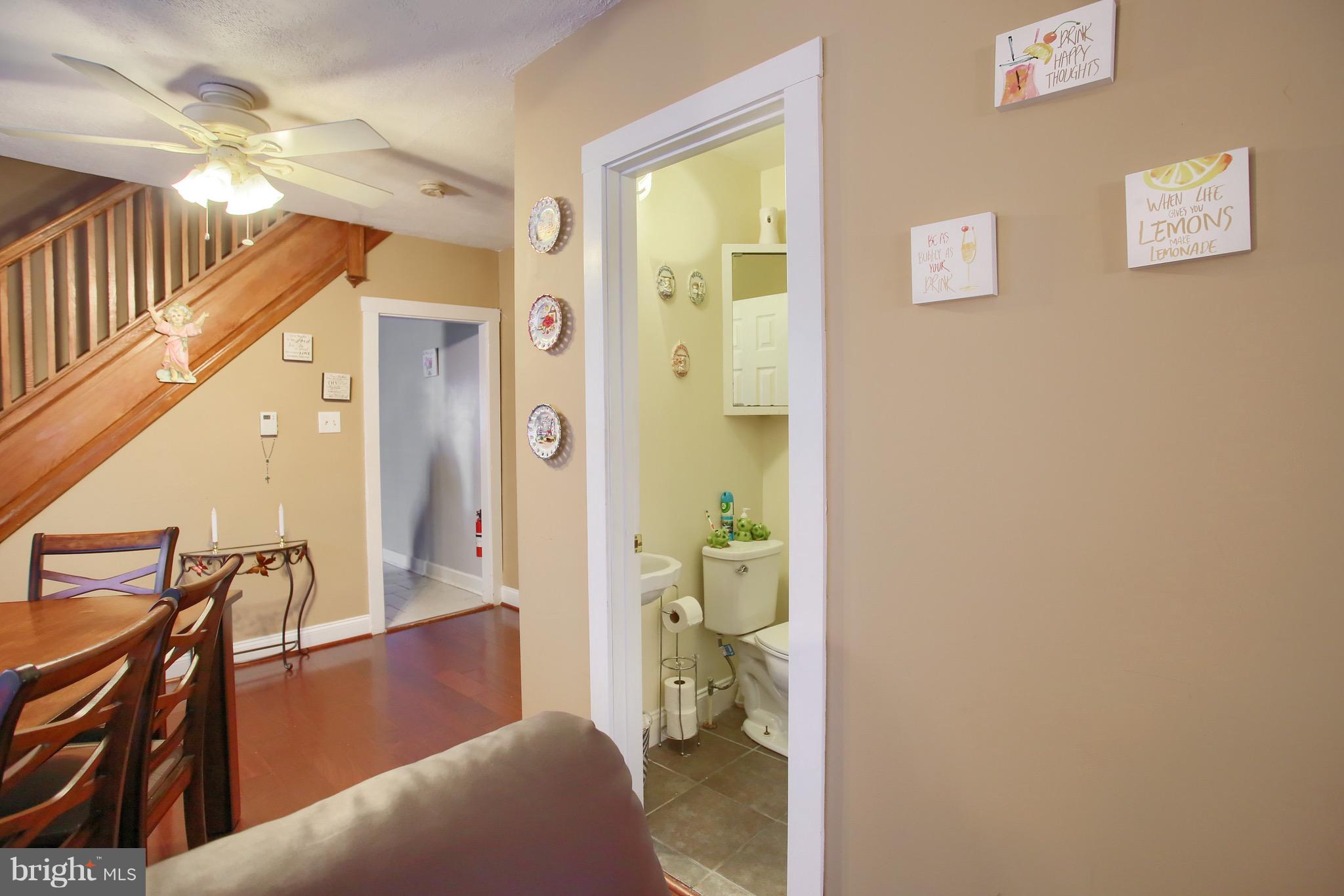 1633 Locust Street Reading, PA 19604 - Photo 6 of 23